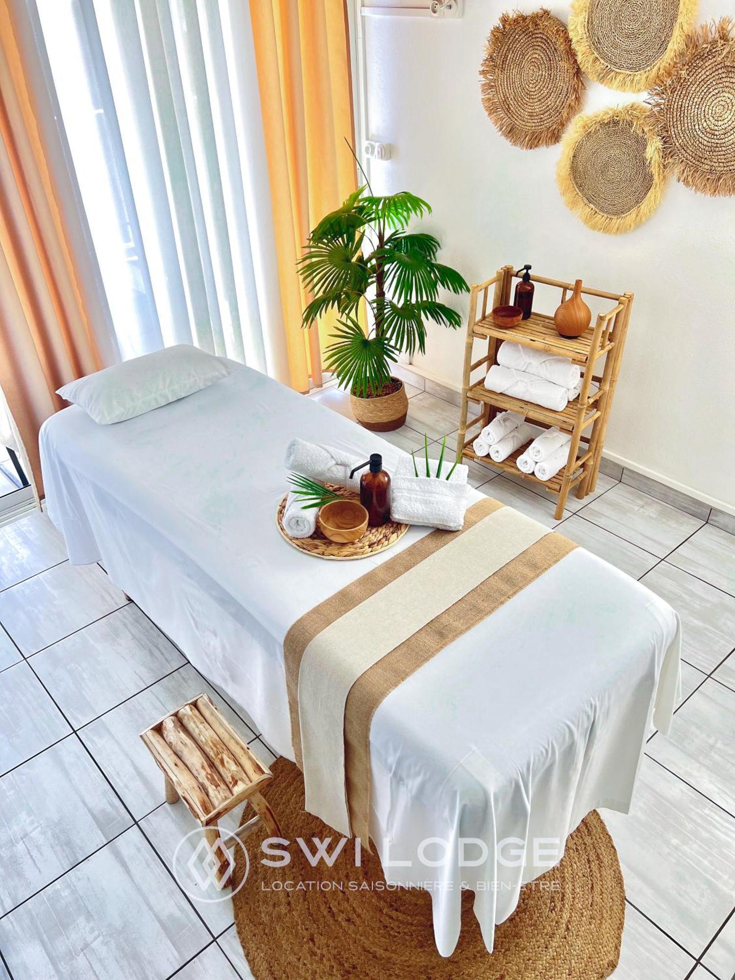 Swilodge Vue Sur Mer ! Petit Dejeuner Et Location De Voiture Possible Le Moule Exterior photo
